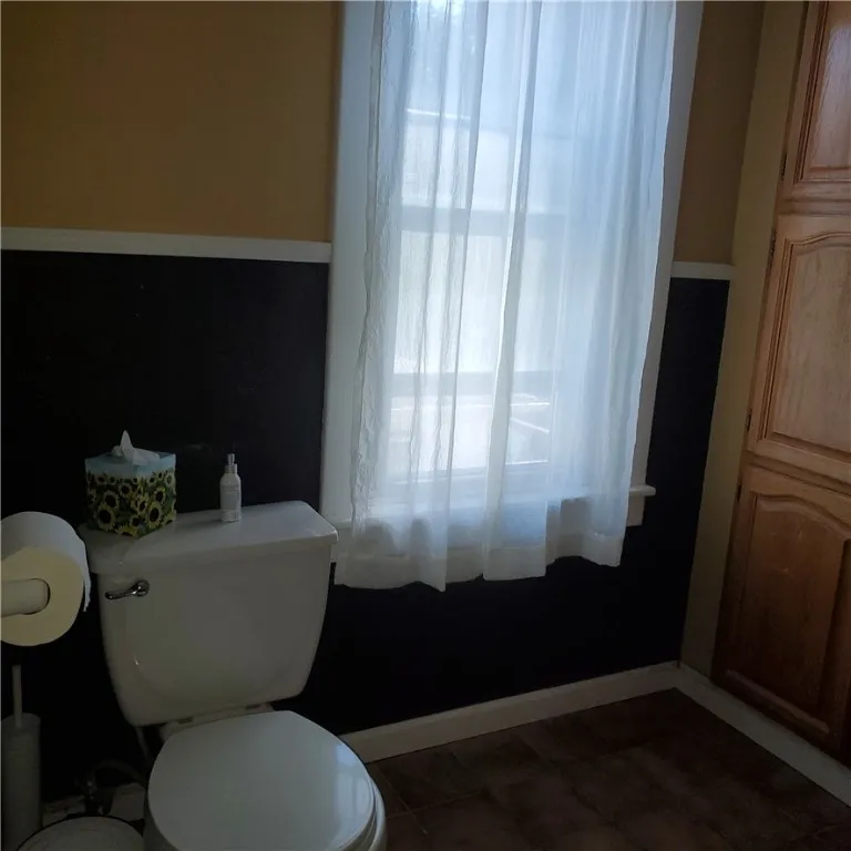 921 Grove Street, Elmira City, New York 14901, Elmira City, New York 14901, 3 Bedrooms Bedrooms, 7 Rooms Rooms,1 BathroomBathrooms,Residential,For Sale,921 Grove Street, Elmira City, New York 14901,R1632927