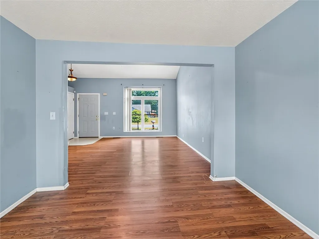 19 Atwood Dr Drive, Gates, New York 14606, Gates, New York 14606, 3 Bedrooms Bedrooms, 8 Rooms Rooms,2 BathroomsBathrooms,Residential,For Sale,19 Atwood Dr Drive, Gates, New York 14606,R1632664