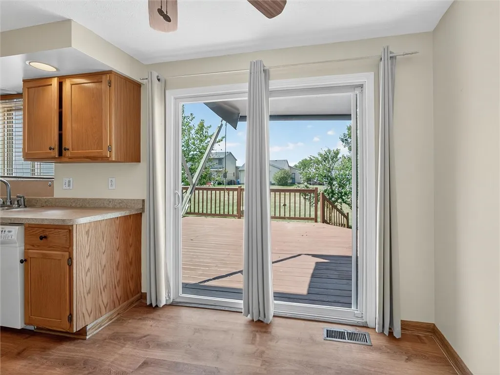 19 Atwood Dr Drive, Gates, New York 14606, Gates, New York 14606, 3 Bedrooms Bedrooms, 8 Rooms Rooms,2 BathroomsBathrooms,Residential,For Sale,19 Atwood Dr Drive, Gates, New York 14606,R1632664
