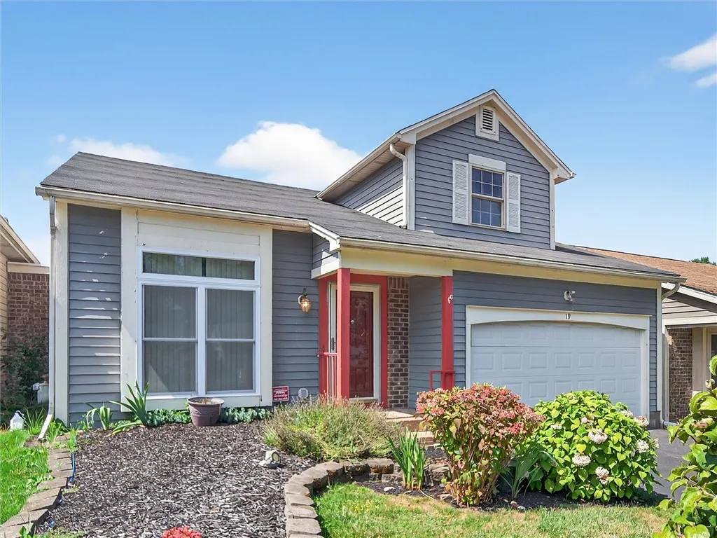 19 Atwood Dr Drive, Gates, New York 14606, Gates, New York 14606, 3 Bedrooms Bedrooms, 8 Rooms Rooms,2 BathroomsBathrooms,Residential,For Sale,19 Atwood Dr Drive, Gates, New York 14606,R1632664