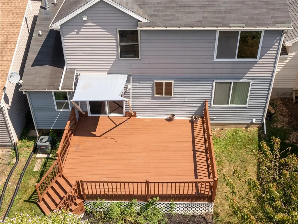 19 Atwood Dr Drive, Gates, New York 14606, Gates, New York 14606, 3 Bedrooms Bedrooms, 8 Rooms Rooms,2 BathroomsBathrooms,Residential,For Sale,19 Atwood Dr Drive, Gates, New York 14606,R1632664