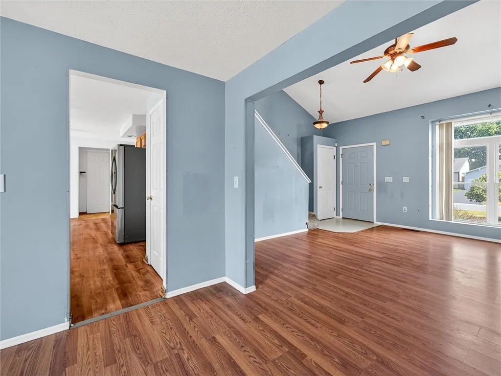 19 Atwood Dr Drive, Gates, New York 14606, Gates, New York 14606, 3 Bedrooms Bedrooms, 8 Rooms Rooms,2 BathroomsBathrooms,Residential,For Sale,19 Atwood Dr Drive, Gates, New York 14606,R1632664
