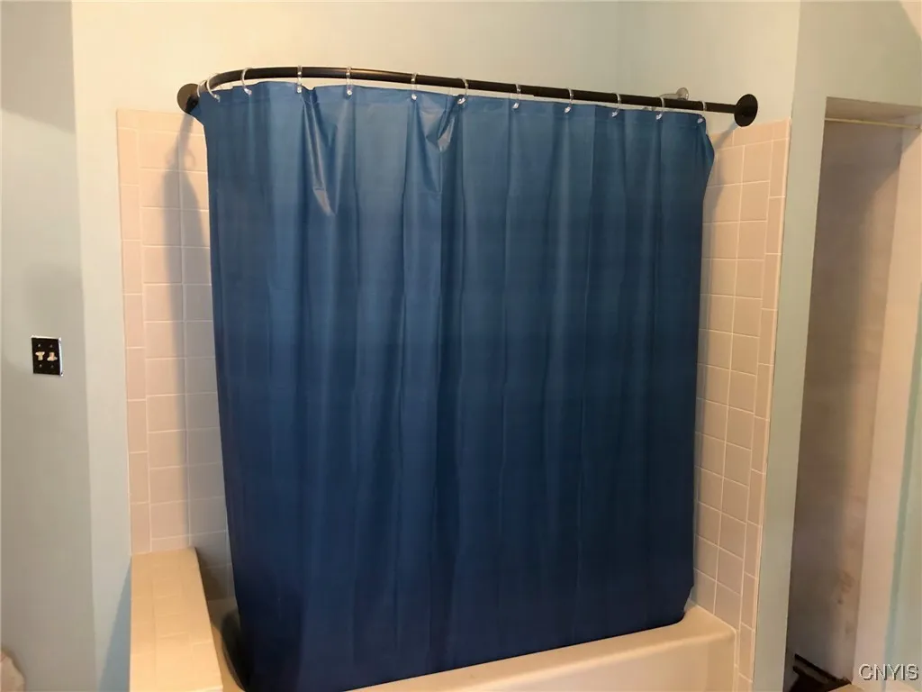 2nd Floor bath