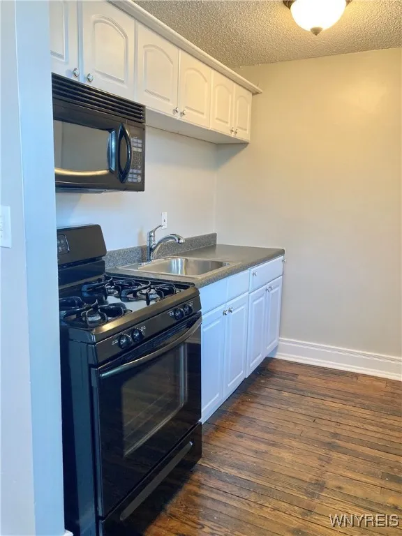 294 S. Elmwood Avenue 5, Buffalo, New York 14201, Buffalo, New York 14201, 1 Bedroom Bedrooms, 3 Rooms Rooms,1 BathroomBathrooms,Residential Lease,For Rent,294 S. Elmwood Avenue 5, Buffalo, New York 14201,B1631824
