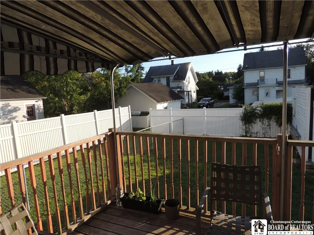 20 Elam Avenue, Jamestown, New York 14701, Jamestown, New York 14701, 3 Bedrooms Bedrooms, 8 Rooms Rooms,1 BathroomBathrooms,Residential,For Sale,20 Elam Avenue, Jamestown, New York 14701,R1632656