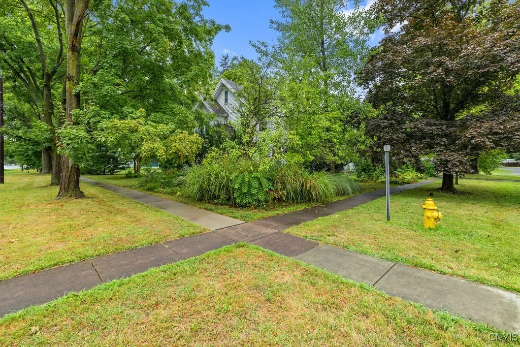 300 3rd Street, Salina, New York 13088, Salina, New York 13088, 4 Bedrooms Bedrooms, 11 Rooms Rooms,2 BathroomsBathrooms,Residential,Closed,300 3rd Street, Salina, New York 13088,0,S1632873