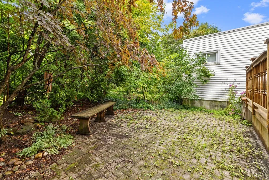 300 3rd Street, Salina, New York 13088, Salina, New York 13088, 4 Bedrooms Bedrooms, 11 Rooms Rooms,2 BathroomsBathrooms,Residential,Closed,300 3rd Street, Salina, New York 13088,0,S1632873