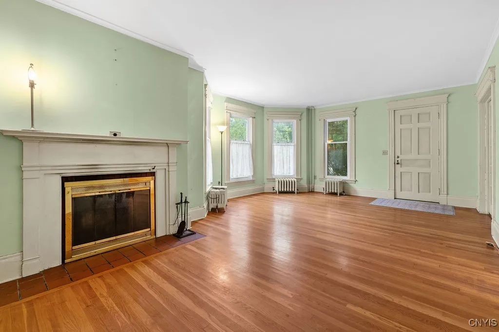 300 3rd Street, Salina, New York 13088, Salina, New York 13088, 4 Bedrooms Bedrooms, 11 Rooms Rooms,2 BathroomsBathrooms,Residential,For Sale,300 3rd Street, Salina, New York 13088,S1632873