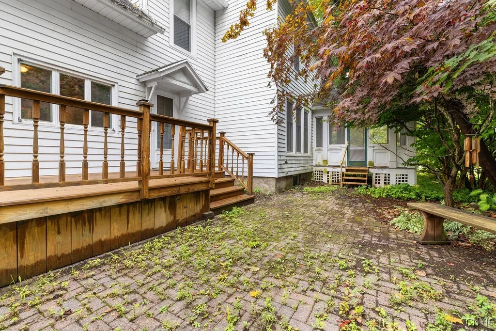 300 3rd Street, Salina, New York 13088, Salina, New York 13088, 4 Bedrooms Bedrooms, 11 Rooms Rooms,2 BathroomsBathrooms,Residential,For Sale,300 3rd Street, Salina, New York 13088,S1632873