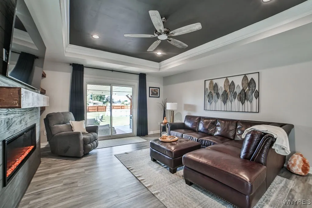 Perfect size room with exit to backyard