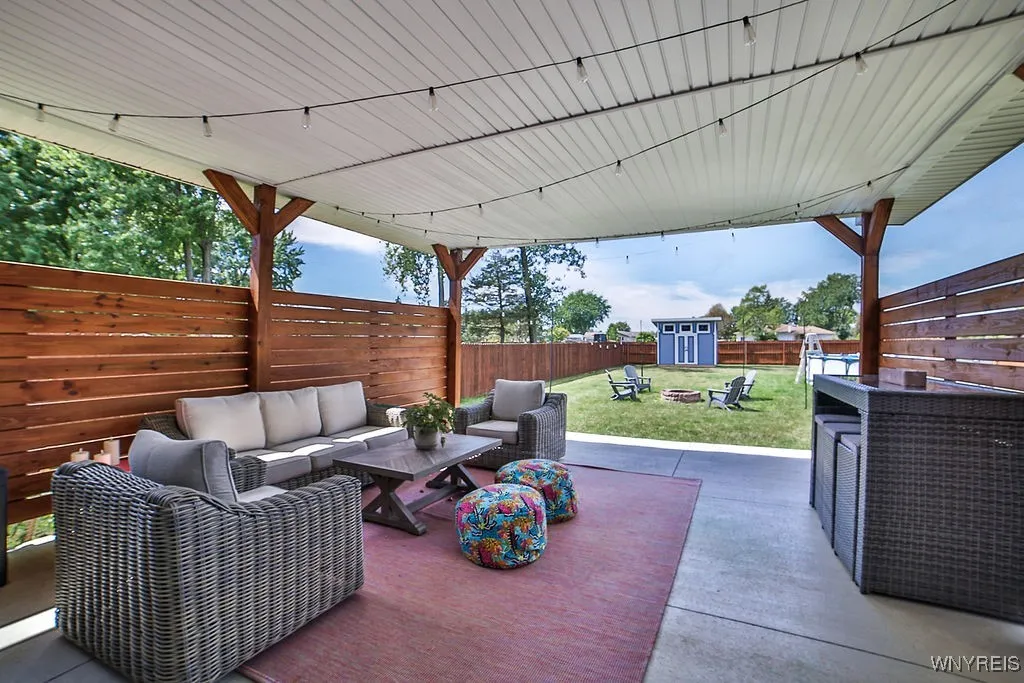 Tons of room for summer cookouts and entertaining