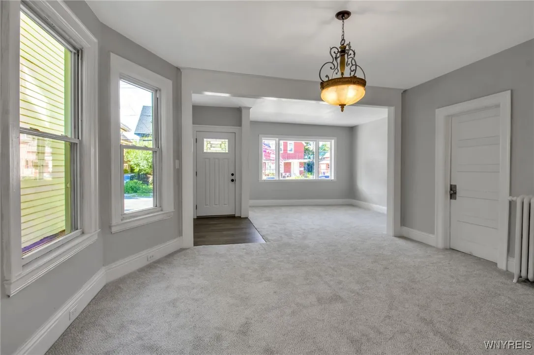 88 Pooley Place, Buffalo, New York 14213, Buffalo, New York 14213, 6 Bedrooms Bedrooms, ,2 BathroomsBathrooms,Residential,For Sale,88 Pooley Place, Buffalo, New York 14213,B1632332
