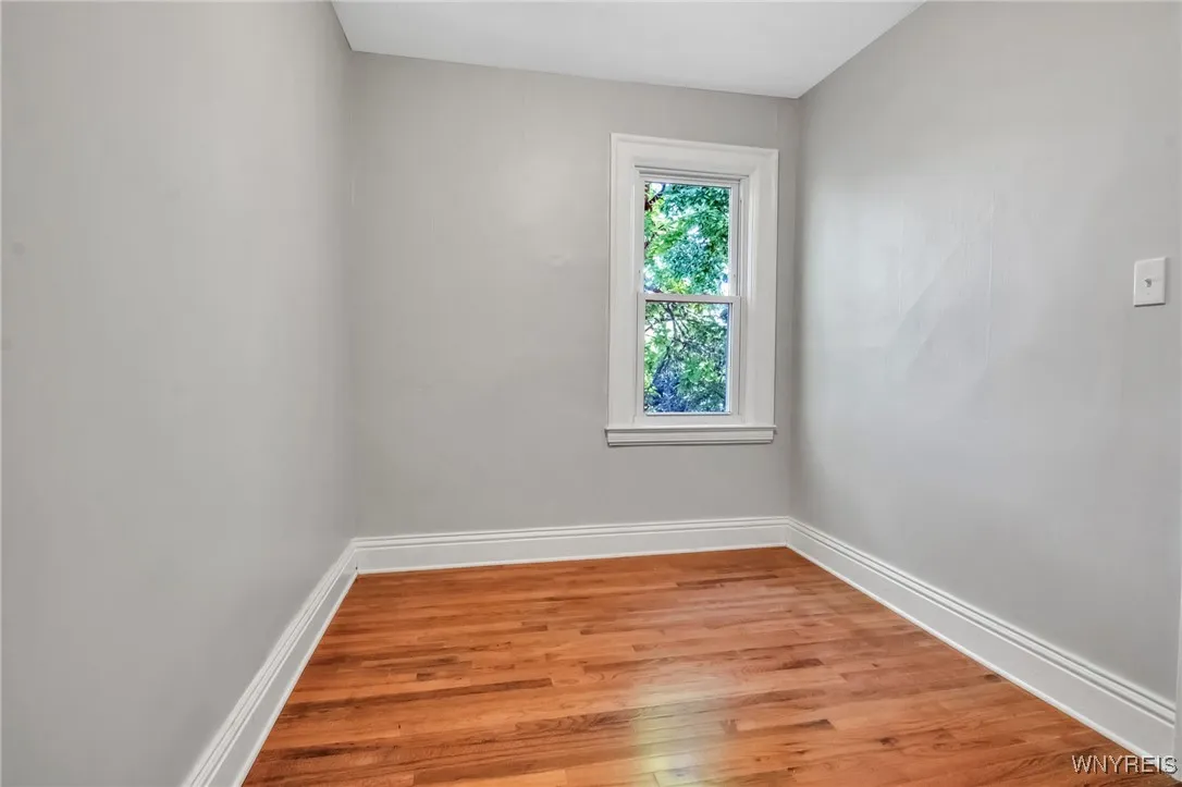 88 Pooley Place, Buffalo, New York 14213, Buffalo, New York 14213, 6 Bedrooms Bedrooms, ,2 BathroomsBathrooms,Residential,For Sale,88 Pooley Place, Buffalo, New York 14213,B1632332