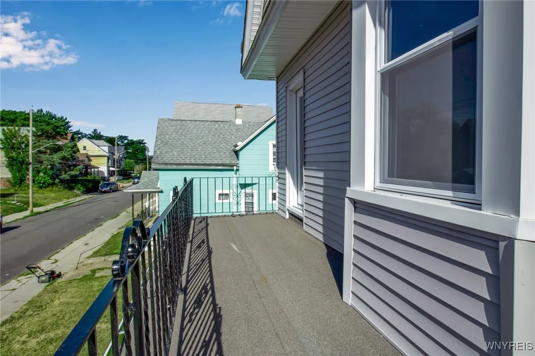 88 Pooley Place, Buffalo, New York 14213, Buffalo, New York 14213, 6 Bedrooms Bedrooms, ,2 BathroomsBathrooms,Residential,For Sale,88 Pooley Place, Buffalo, New York 14213,B1632332