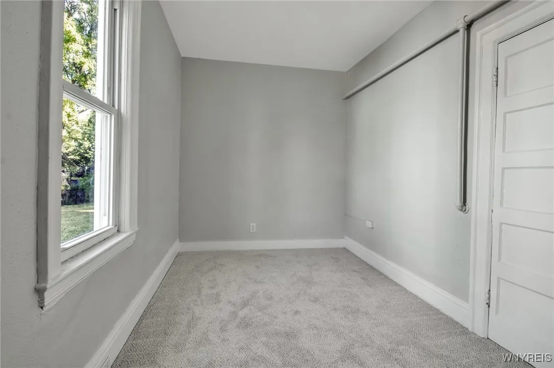 88 Pooley Place, Buffalo, New York 14213, Buffalo, New York 14213, 6 Bedrooms Bedrooms, ,2 BathroomsBathrooms,Residential,For Sale,88 Pooley Place, Buffalo, New York 14213,B1632332