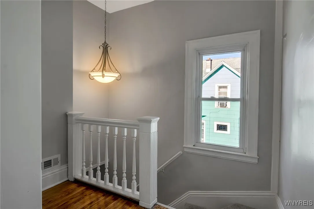 88 Pooley Place, Buffalo, New York 14213, Buffalo, New York 14213, 6 Bedrooms Bedrooms, ,2 BathroomsBathrooms,Residential,For Sale,88 Pooley Place, Buffalo, New York 14213,B1632332