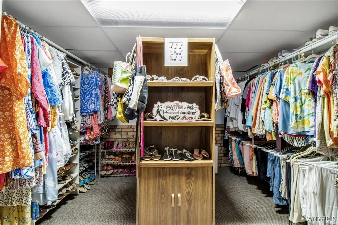 BASEMENT WALK IN CLOSET