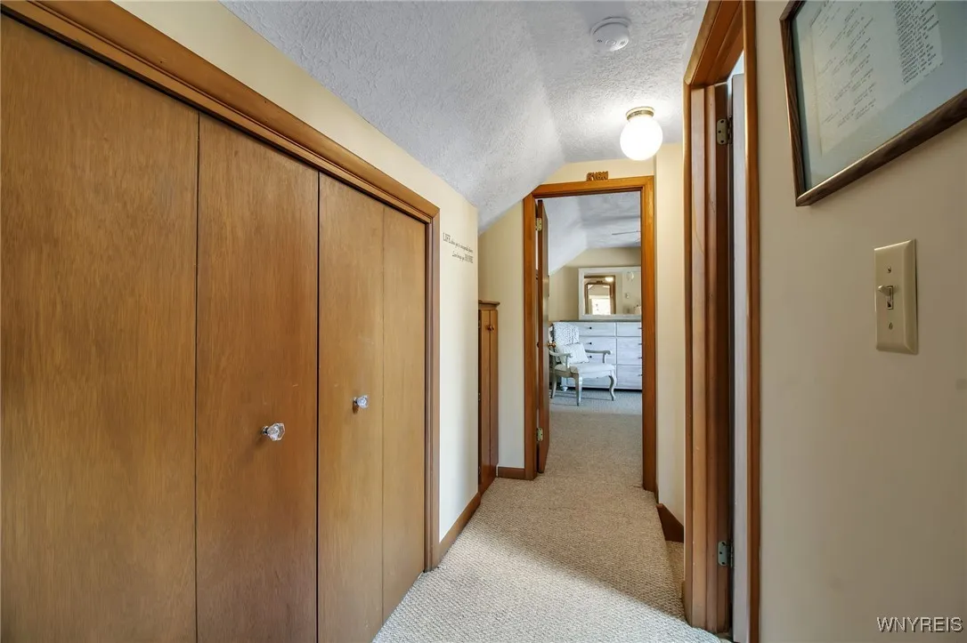 4369 Bolton Road, Royalton, New York 14067, Royalton, New York 14067, 4 Bedrooms Bedrooms, 9 Rooms Rooms,2 BathroomsBathrooms,Residential,For Sale,4369 Bolton Road, Royalton, New York 14067,B1632910