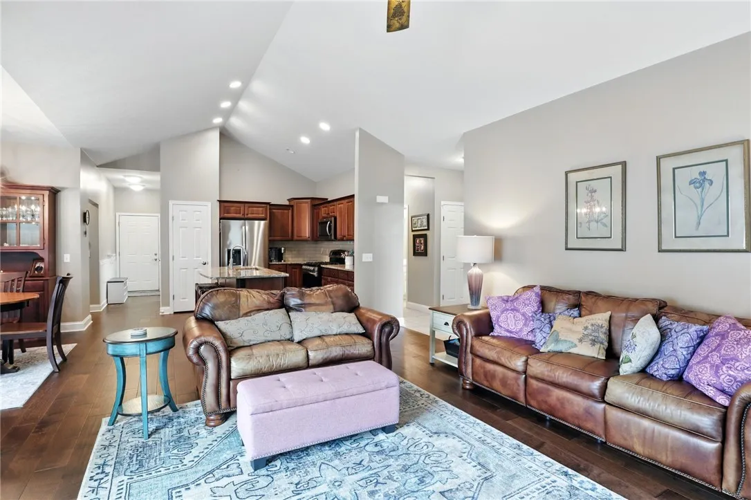 5088 Cheshire Glen Road, Canandaigua Town, New Yor, Canandaigua Town, New York 14424, 2 Bedrooms Bedrooms, 6 Rooms Rooms,2 BathroomsBathrooms,Residential,For Sale,5088 Cheshire Glen Road, Canandaigua Town, New Yor,R1631382