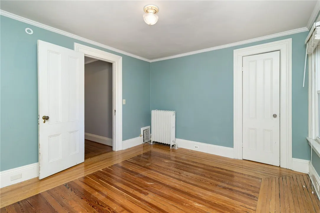 56 Vassar Street, Rochester, New York 14607, Rochester, New York 14607, 4 Bedrooms Bedrooms, 9 Rooms Rooms,1 BathroomBathrooms,Residential Lease,For Rent,56 Vassar Street, Rochester, New York 14607,R1632419