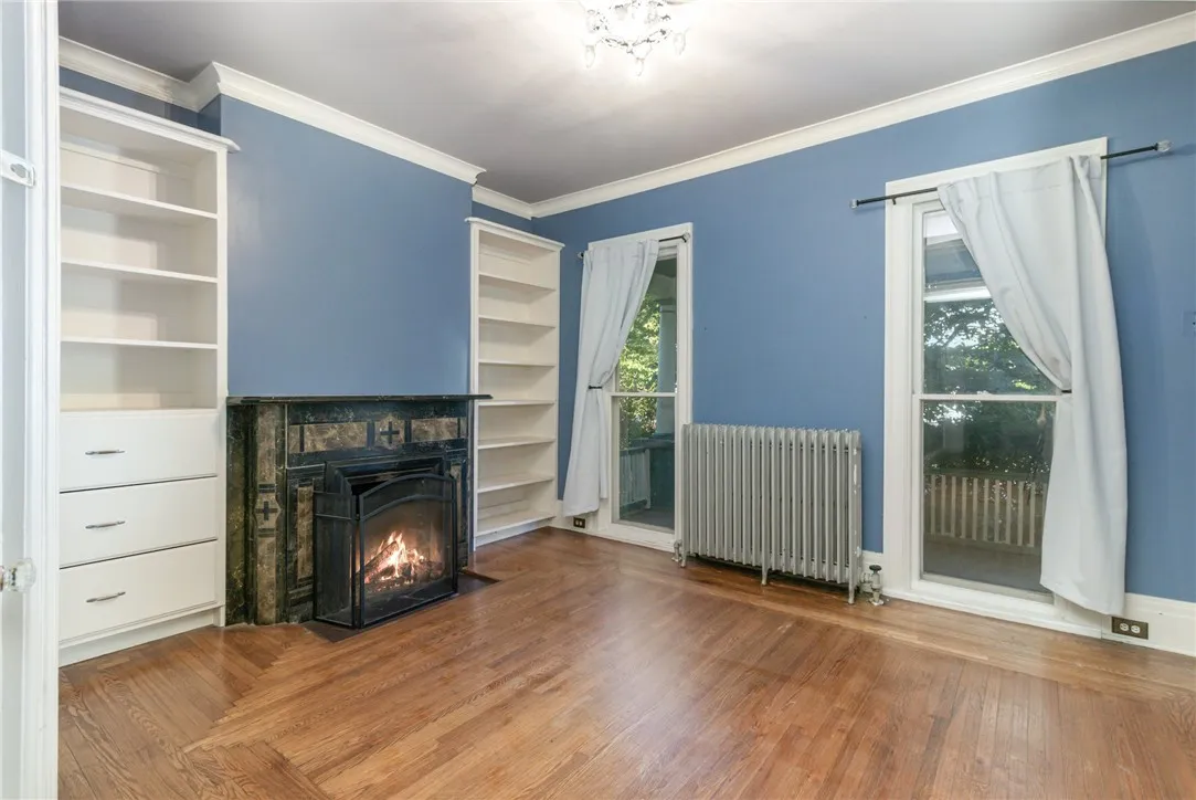 56 Vassar Street, Rochester, New York 14607, Rochester, New York 14607, 4 Bedrooms Bedrooms, 9 Rooms Rooms,1 BathroomBathrooms,Residential Lease,For Rent,56 Vassar Street, Rochester, New York 14607,R1632419