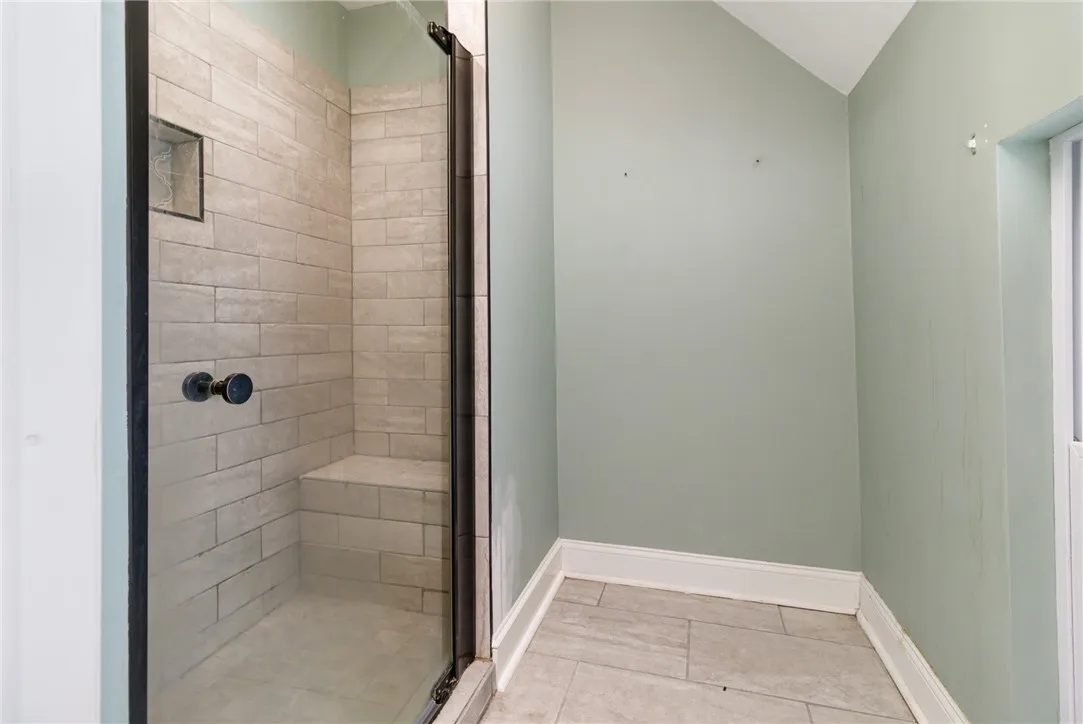 56 Vassar Street, Rochester, New York 14607, Rochester, New York 14607, 4 Bedrooms Bedrooms, 9 Rooms Rooms,1 BathroomBathrooms,Residential Lease,For Rent,56 Vassar Street, Rochester, New York 14607,R1632419