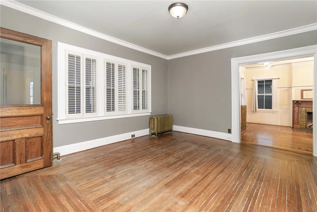 56 Vassar Street, Rochester, New York 14607, Rochester, New York 14607, 4 Bedrooms Bedrooms, 9 Rooms Rooms,1 BathroomBathrooms,Residential Lease,For Rent,56 Vassar Street, Rochester, New York 14607,R1632419