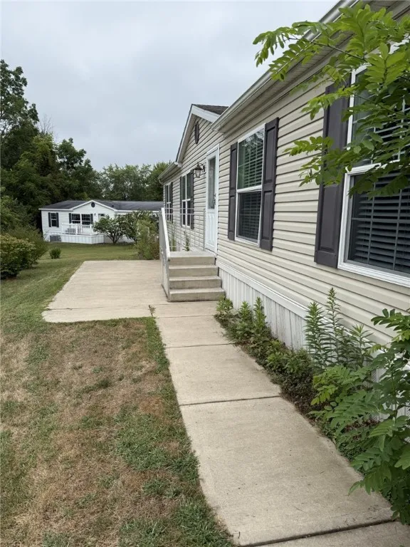 Sidewalk from Driveway to Main Entrance