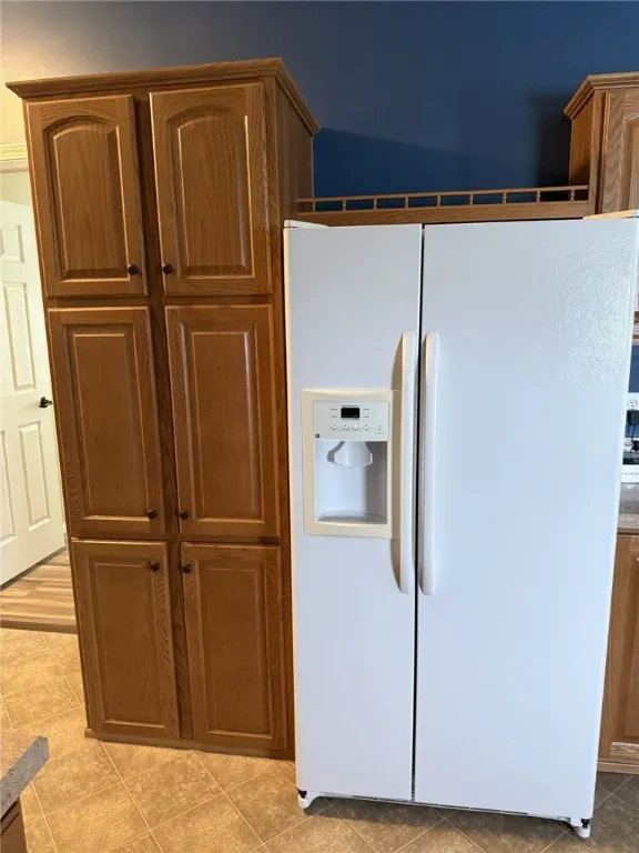 Pantry, Refrigerator