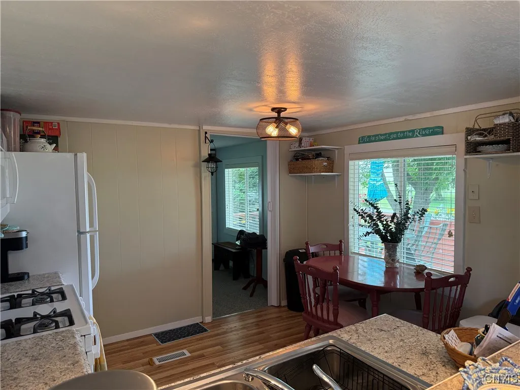 33797 Carlton Drive, Cape Vincent, New York 13618, Cape Vincent, New York 13618, 3 Bedrooms Bedrooms, 6 Rooms Rooms,1 BathroomBathrooms,Residential,For Sale,33797 Carlton Drive, Cape Vincent, New York 13618,S1632471