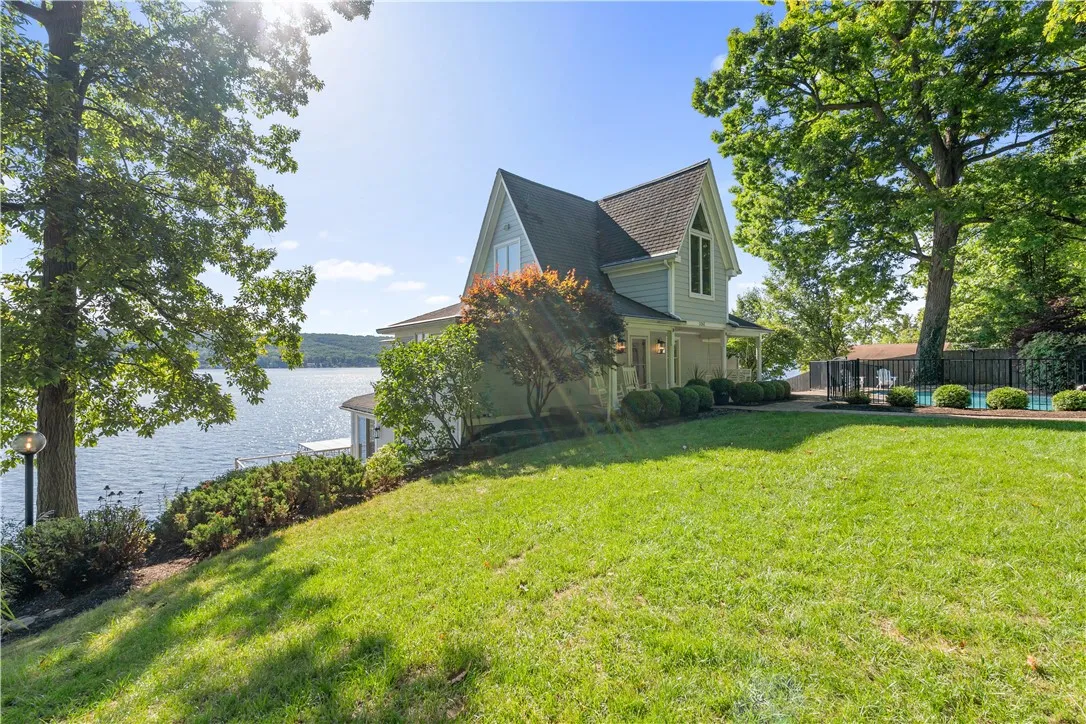 5261 W Lake Rd, Geneseo, New York 14454, Geneseo, New York 14454, 5 Bedrooms Bedrooms, 11 Rooms Rooms,4 BathroomsBathrooms,Residential,For Sale,5261 W Lake Rd, Geneseo, New York 14454,R1632854