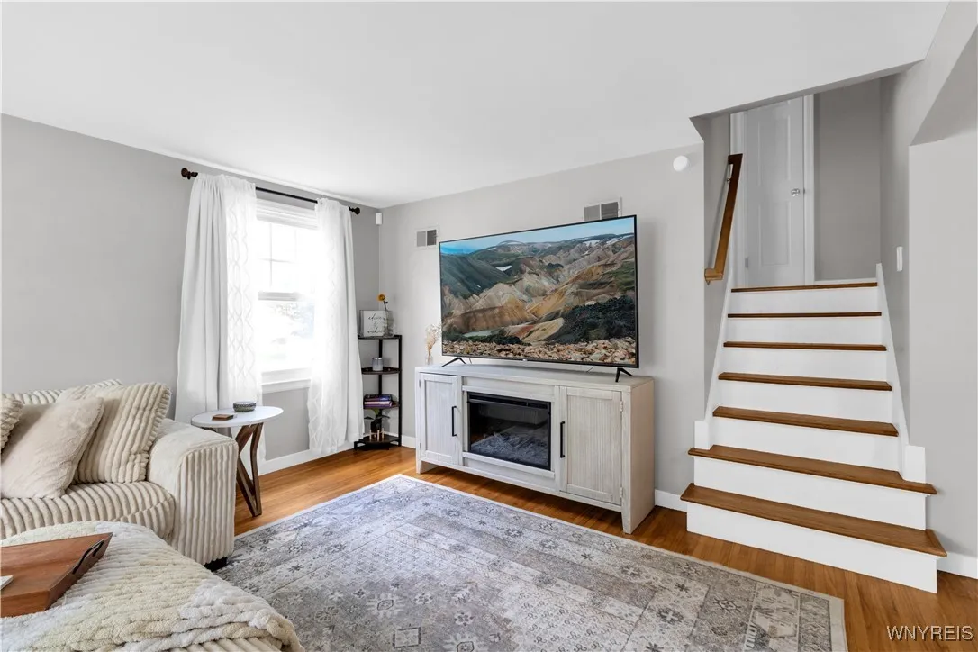 89 Olney Drive, Amherst, New York 14226, Amherst, New York 14226, 3 Bedrooms Bedrooms, 6 Rooms Rooms,1 BathroomBathrooms,Residential,For Sale,89 Olney Drive, Amherst, New York 14226,B1632689