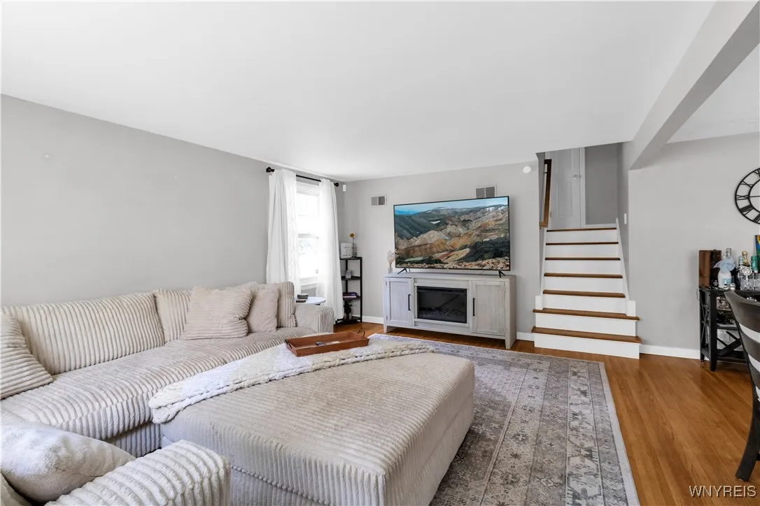 89 Olney Drive, Amherst, New York 14226, Amherst, New York 14226, 3 Bedrooms Bedrooms, 6 Rooms Rooms,1 BathroomBathrooms,Residential,For Sale,89 Olney Drive, Amherst, New York 14226,B1632689