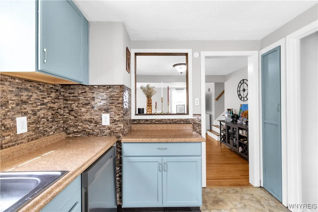 89 Olney Drive, Amherst, New York 14226, Amherst, New York 14226, 3 Bedrooms Bedrooms, 6 Rooms Rooms,1 BathroomBathrooms,Residential,For Sale,89 Olney Drive, Amherst, New York 14226,B1632689