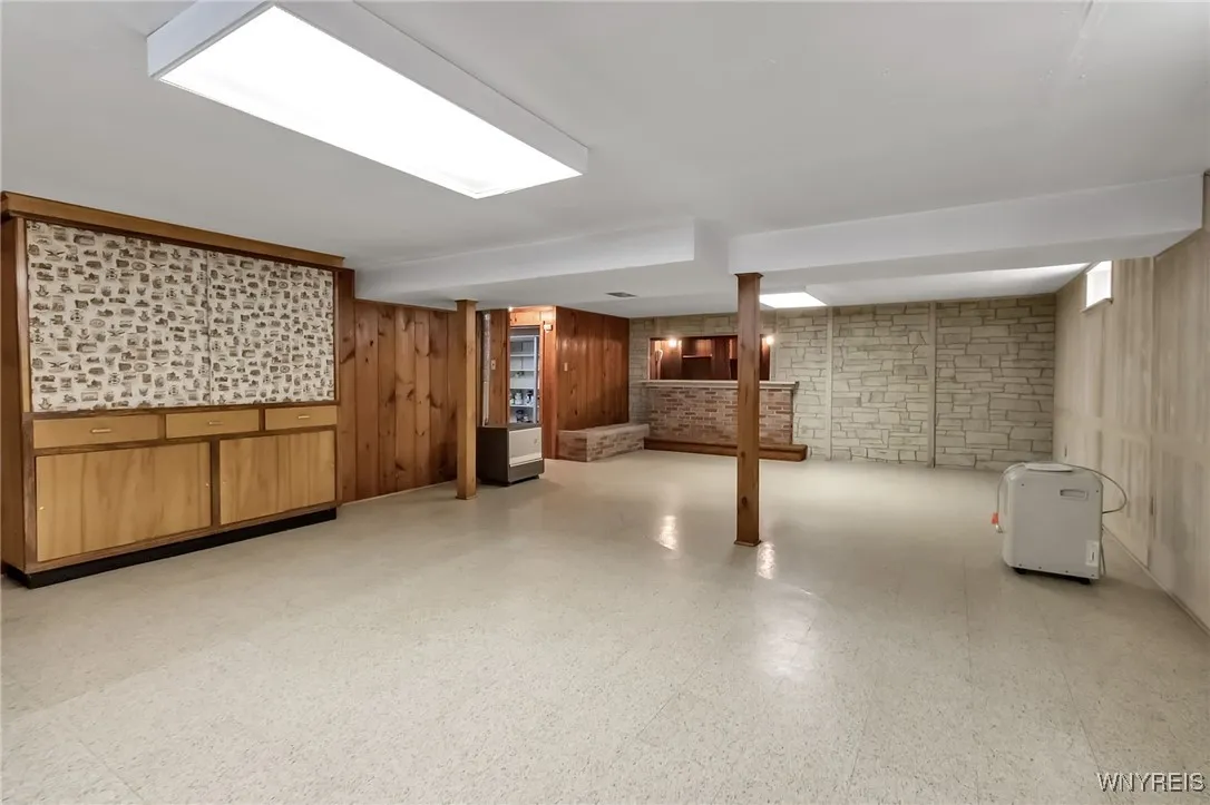 34 Ceil Drive, Cheektowaga, New York 14227, Cheektowaga, New York 14227, 3 Bedrooms Bedrooms, 7 Rooms Rooms,1 BathroomBathrooms,Residential,For Sale,34 Ceil Drive, Cheektowaga, New York 14227,B1632779