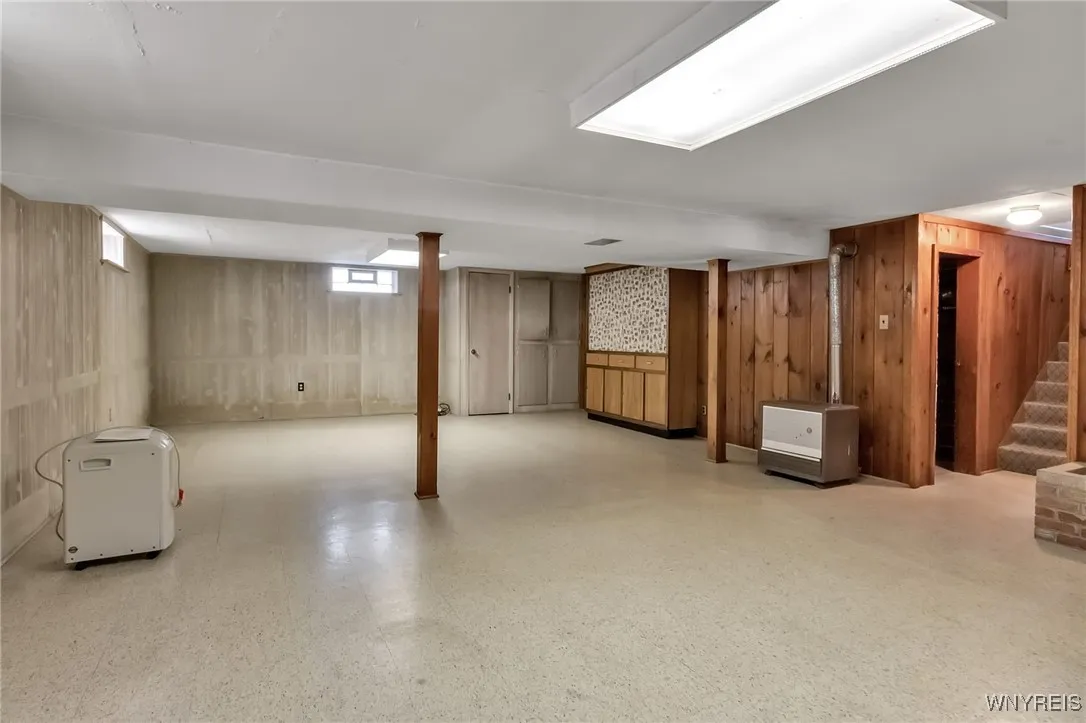 34 Ceil Drive, Cheektowaga, New York 14227, Cheektowaga, New York 14227, 3 Bedrooms Bedrooms, 7 Rooms Rooms,1 BathroomBathrooms,Residential,For Sale,34 Ceil Drive, Cheektowaga, New York 14227,B1632779