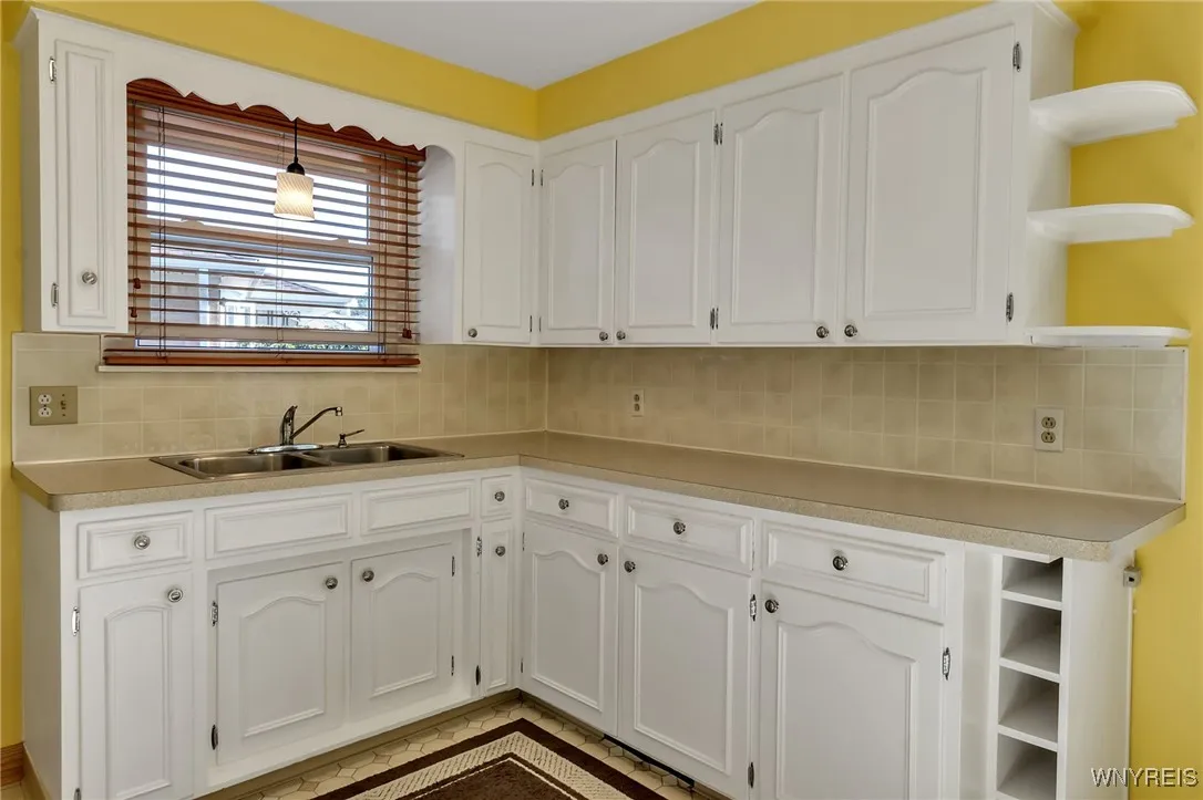 34 Ceil Drive, Cheektowaga, New York 14227, Cheektowaga, New York 14227, 3 Bedrooms Bedrooms, 7 Rooms Rooms,1 BathroomBathrooms,Residential,For Sale,34 Ceil Drive, Cheektowaga, New York 14227,B1632779