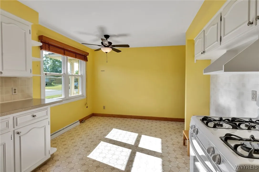 34 Ceil Drive, Cheektowaga, New York 14227, Cheektowaga, New York 14227, 3 Bedrooms Bedrooms, 7 Rooms Rooms,1 BathroomBathrooms,Residential,For Sale,34 Ceil Drive, Cheektowaga, New York 14227,B1632779