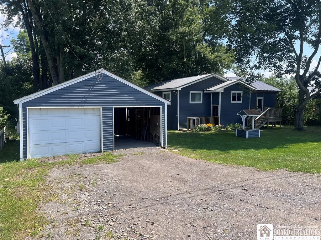 2 Car Garage