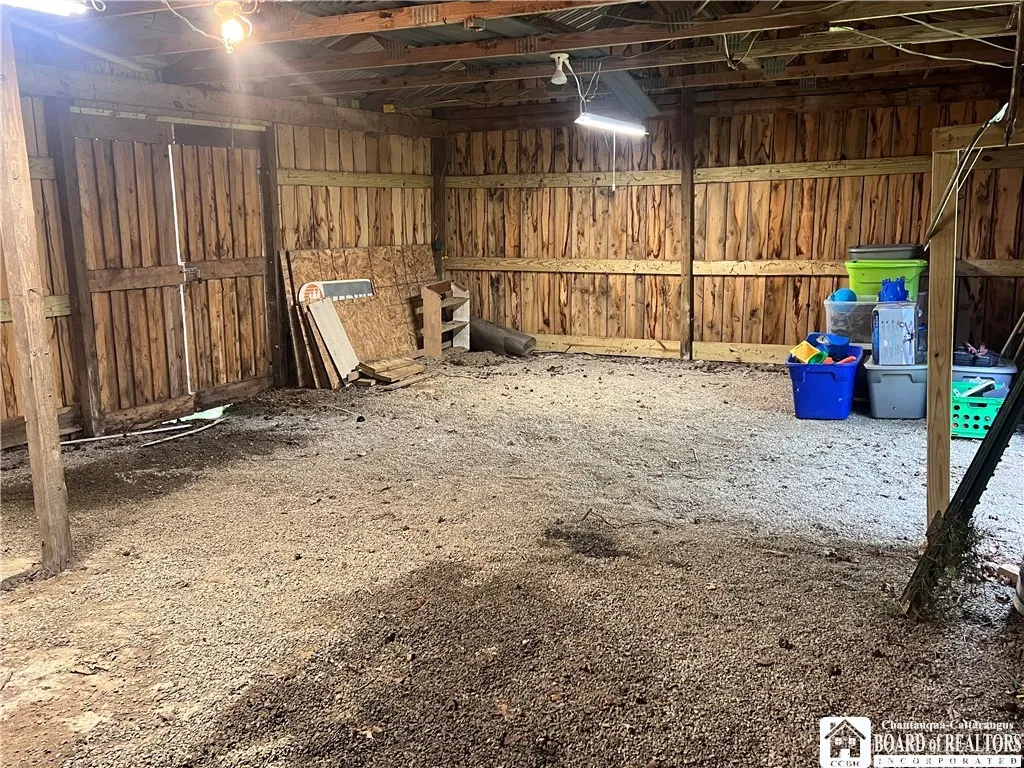20x30 (Approx) Outbuilding
