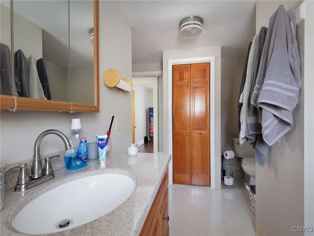 250 Stuart Street, Watertown City, New York 13601, Watertown City, New York 13601, 3 Bedrooms Bedrooms, 6 Rooms Rooms,1 BathroomBathrooms,Residential,For Sale,250 Stuart Street, Watertown City, New York 13601,S1632946