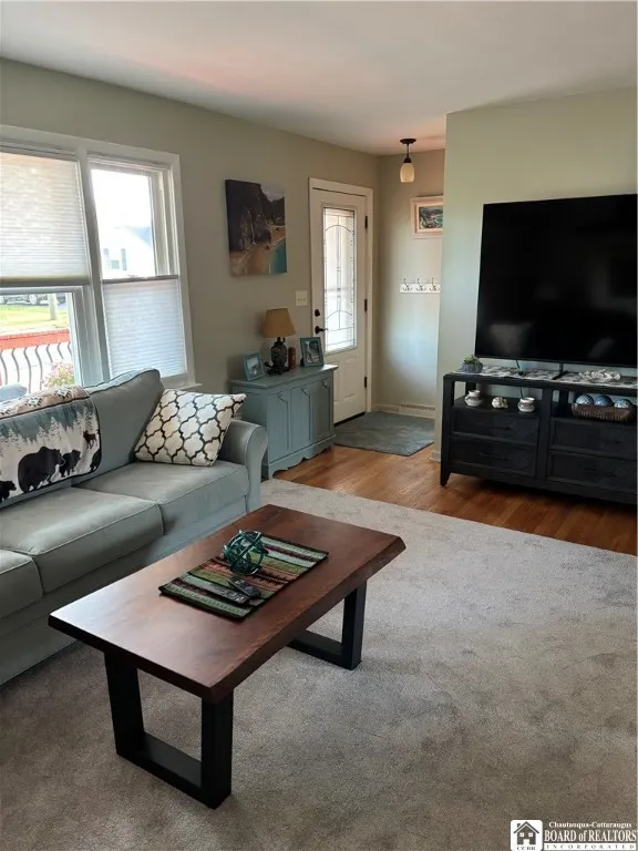 42 Allendale Avenue, Jamestown, New York 14701, Jamestown, New York 14701, 2 Bedrooms Bedrooms, 5 Rooms Rooms,1 BathroomBathrooms,Residential,For Sale,42 Allendale Avenue, Jamestown, New York 14701,R1632914