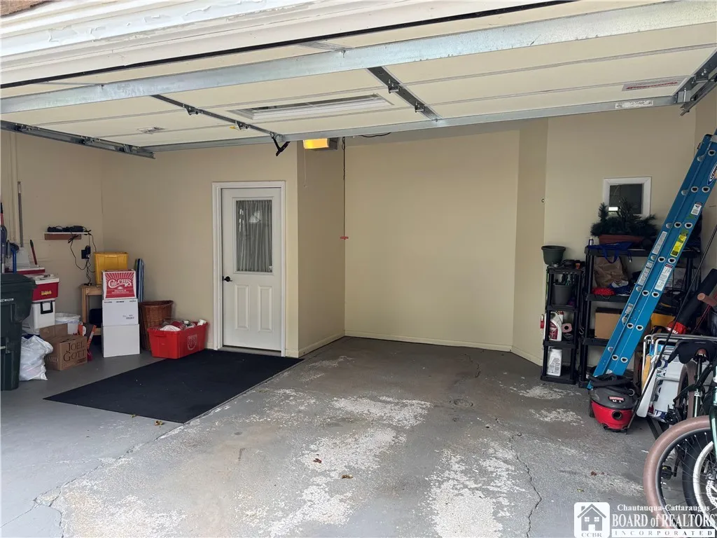 42 Allendale Avenue, Jamestown, New York 14701, Jamestown, New York 14701, 2 Bedrooms Bedrooms, 5 Rooms Rooms,1 BathroomBathrooms,Residential,For Sale,42 Allendale Avenue, Jamestown, New York 14701,R1632914