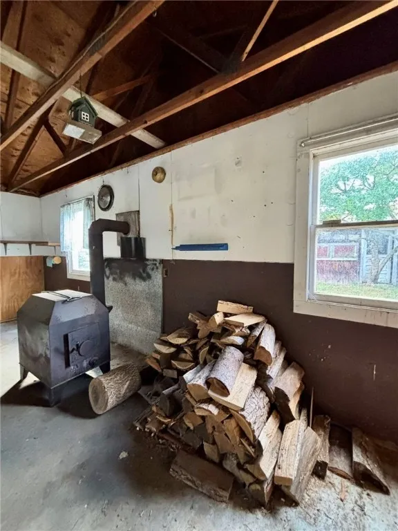 Woodstove /Garage