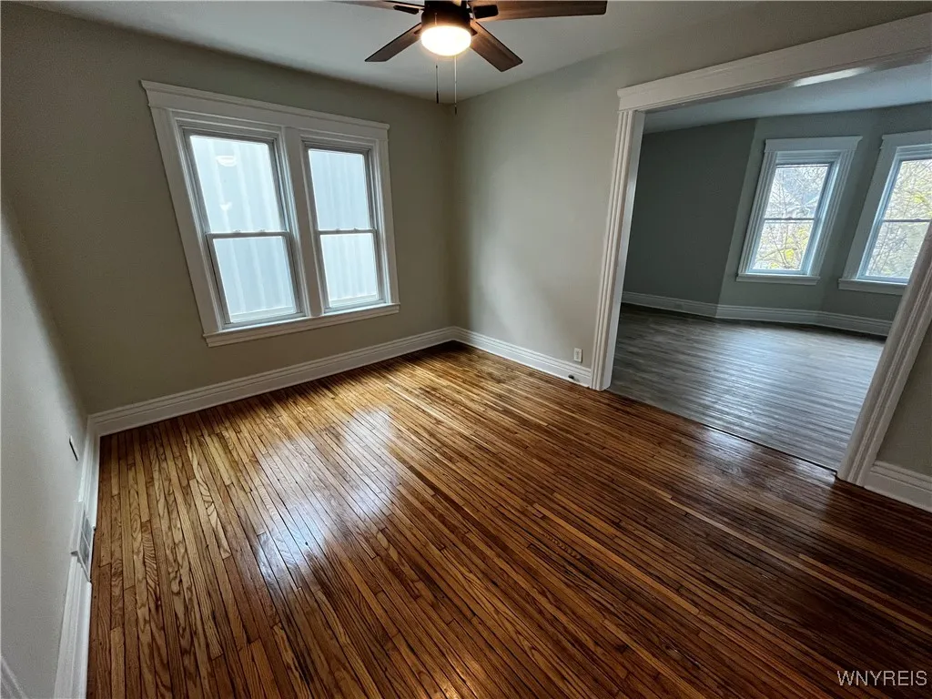 289 Hoyt Street, Buffalo, New York 14213, Buffalo, New York 14213, 6 Bedrooms Bedrooms, ,2 BathroomsBathrooms,Residential,For Sale,289 Hoyt Street, Buffalo, New York 14213,B1632923