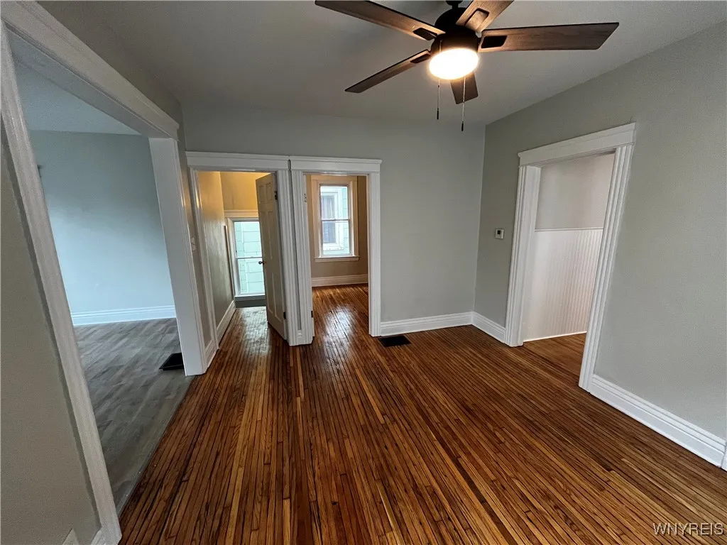 289 Hoyt Street, Buffalo, New York 14213, Buffalo, New York 14213, 6 Bedrooms Bedrooms, ,2 BathroomsBathrooms,Residential,For Sale,289 Hoyt Street, Buffalo, New York 14213,B1632923