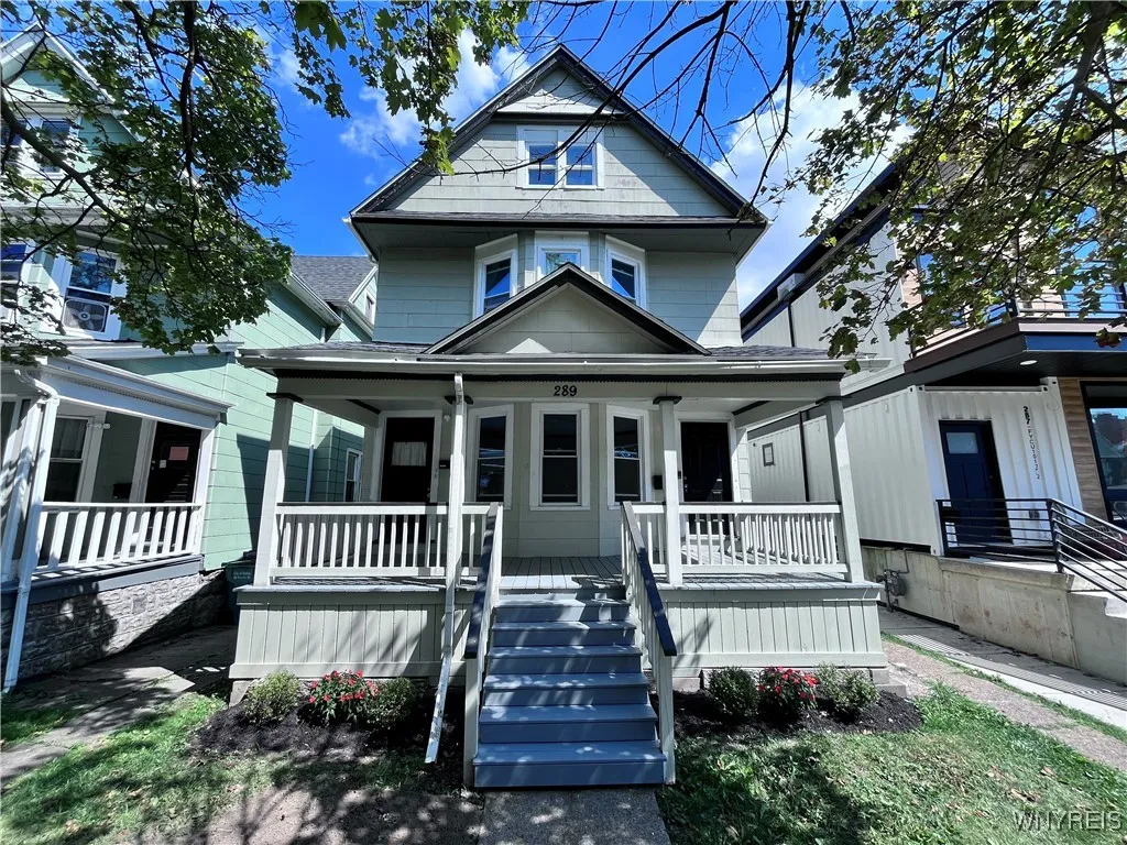 289 Hoyt Street, Buffalo, New York 14213, Buffalo, New York 14213, 6 Bedrooms Bedrooms, ,2 BathroomsBathrooms,Residential,For Sale,289 Hoyt Street, Buffalo, New York 14213,B1632923