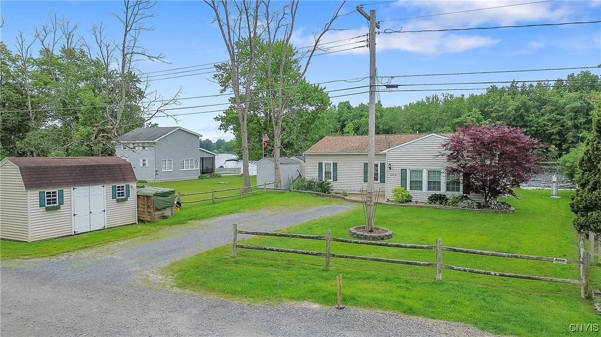 3528 Horseshoe Island Road, Clay, New York 13041, Clay, New York 13041, 2 Bedrooms Bedrooms, 5 Rooms Rooms,1 BathroomBathrooms,Residential,For Sale,3528 Horseshoe Island Road, Clay, New York 13041,S1632947