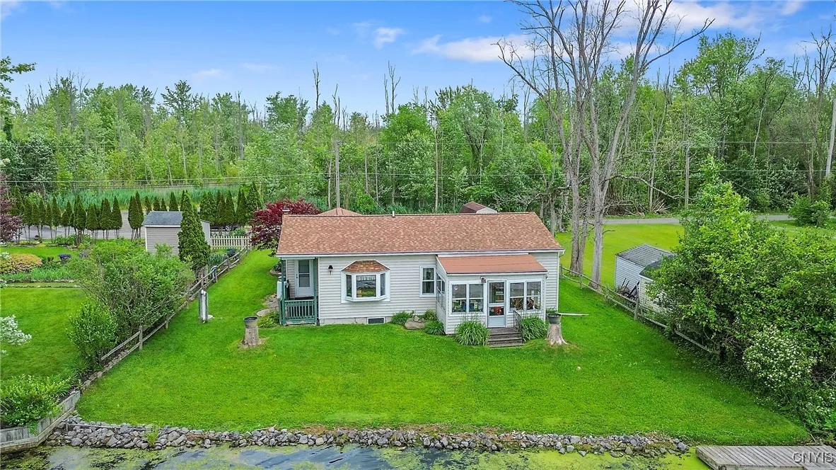 3528 Horseshoe Island Road, Clay, New York 13041, Clay, New York 13041, 2 Bedrooms Bedrooms, 5 Rooms Rooms,1 BathroomBathrooms,Residential,For Sale,3528 Horseshoe Island Road, Clay, New York 13041,S1632947