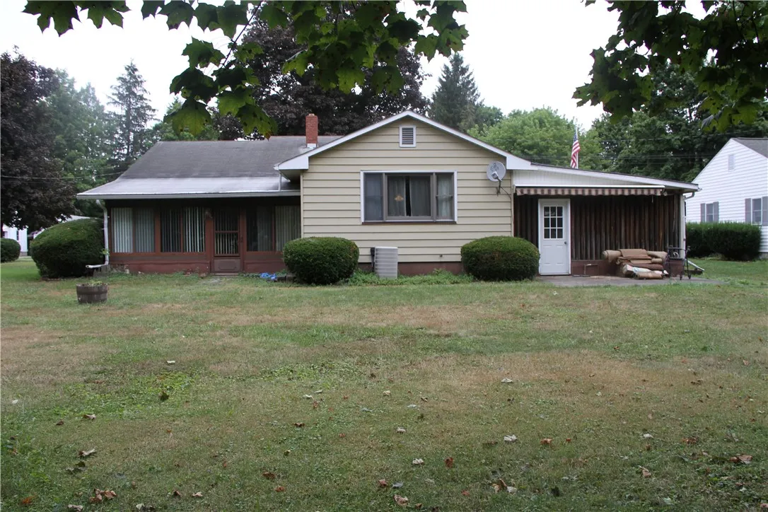 26 Shannon Street, Bath, New York 14810, Bath, New York 14810, 3 Bedrooms Bedrooms, 7 Rooms Rooms,1 BathroomBathrooms,Residential,For Sale,26 Shannon Street, Bath, New York 14810,R1632954